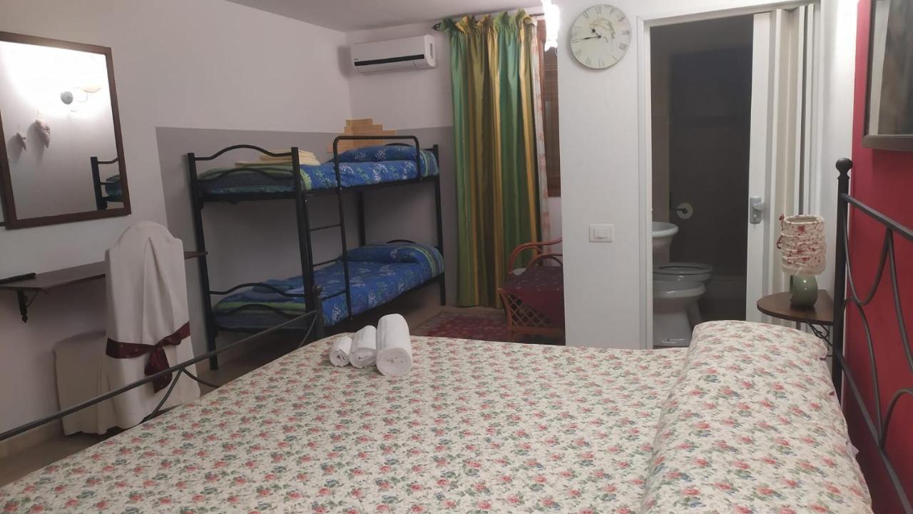 La Pirata Capitana Bed & Breakfast Costa degli Angeli Exterior photo